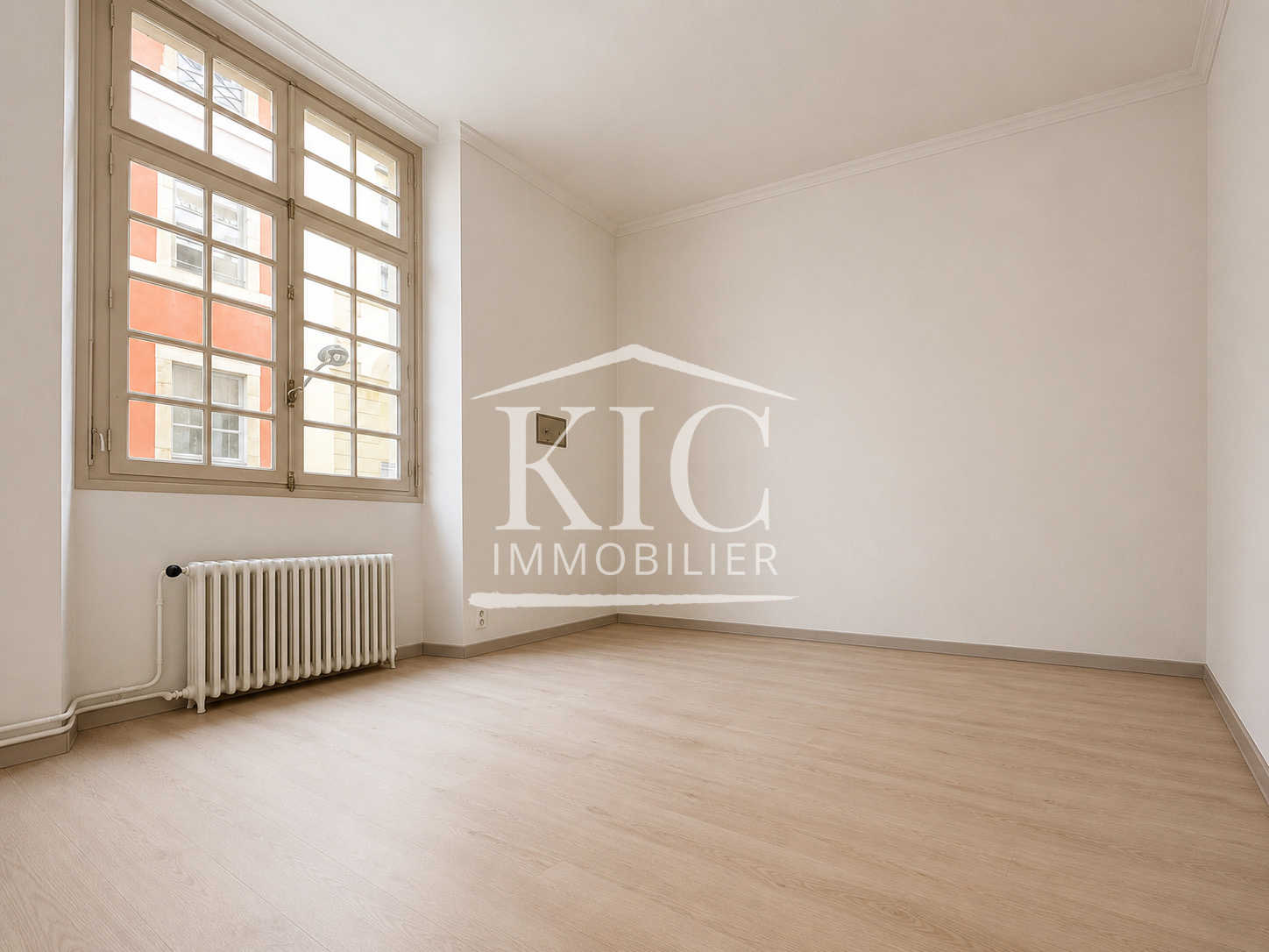 Maison à vendre à Carcassonne, 330 m², 8 pièces – photo 3 sur 11